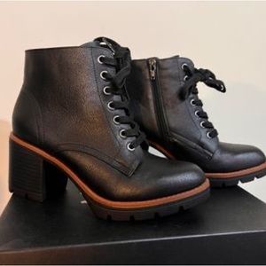 Naturalizer Madalynn Boots